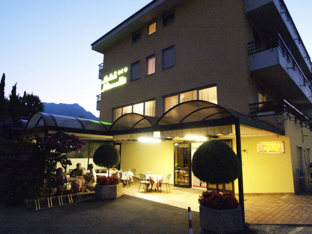 Hotel Miorelli Torbole Sul Garda Екстер'єр фото