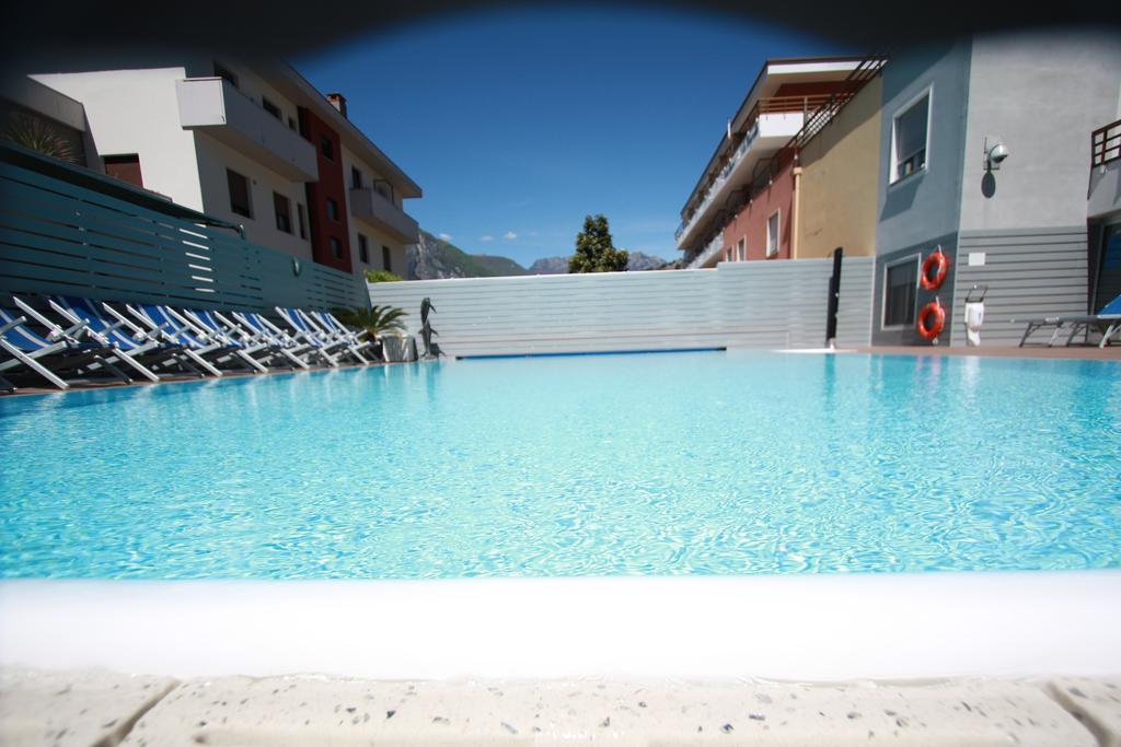 Hotel Miorelli Torbole Sul Garda Екстер'єр фото