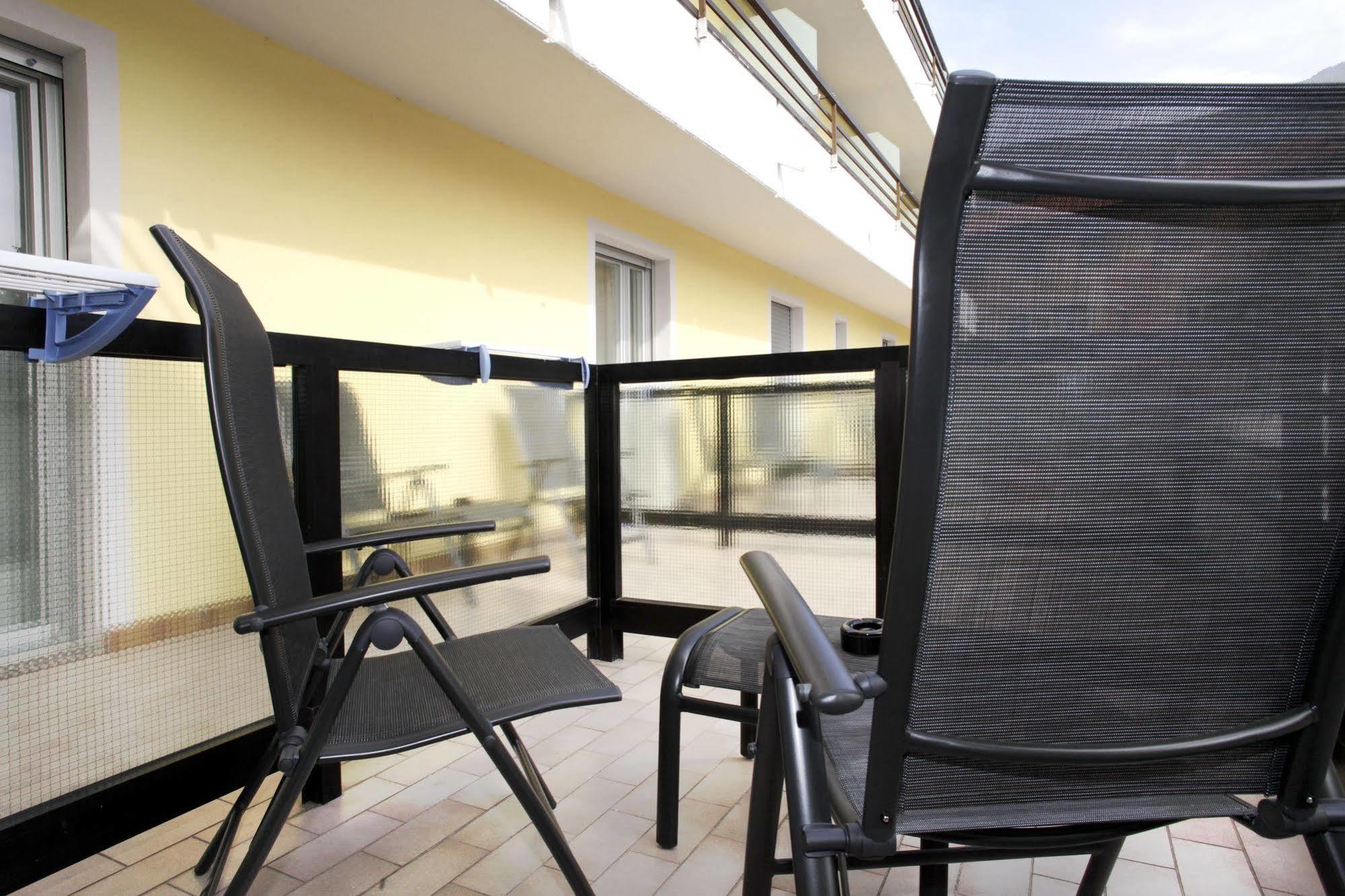 Hotel Miorelli Torbole Sul Garda Екстер'єр фото